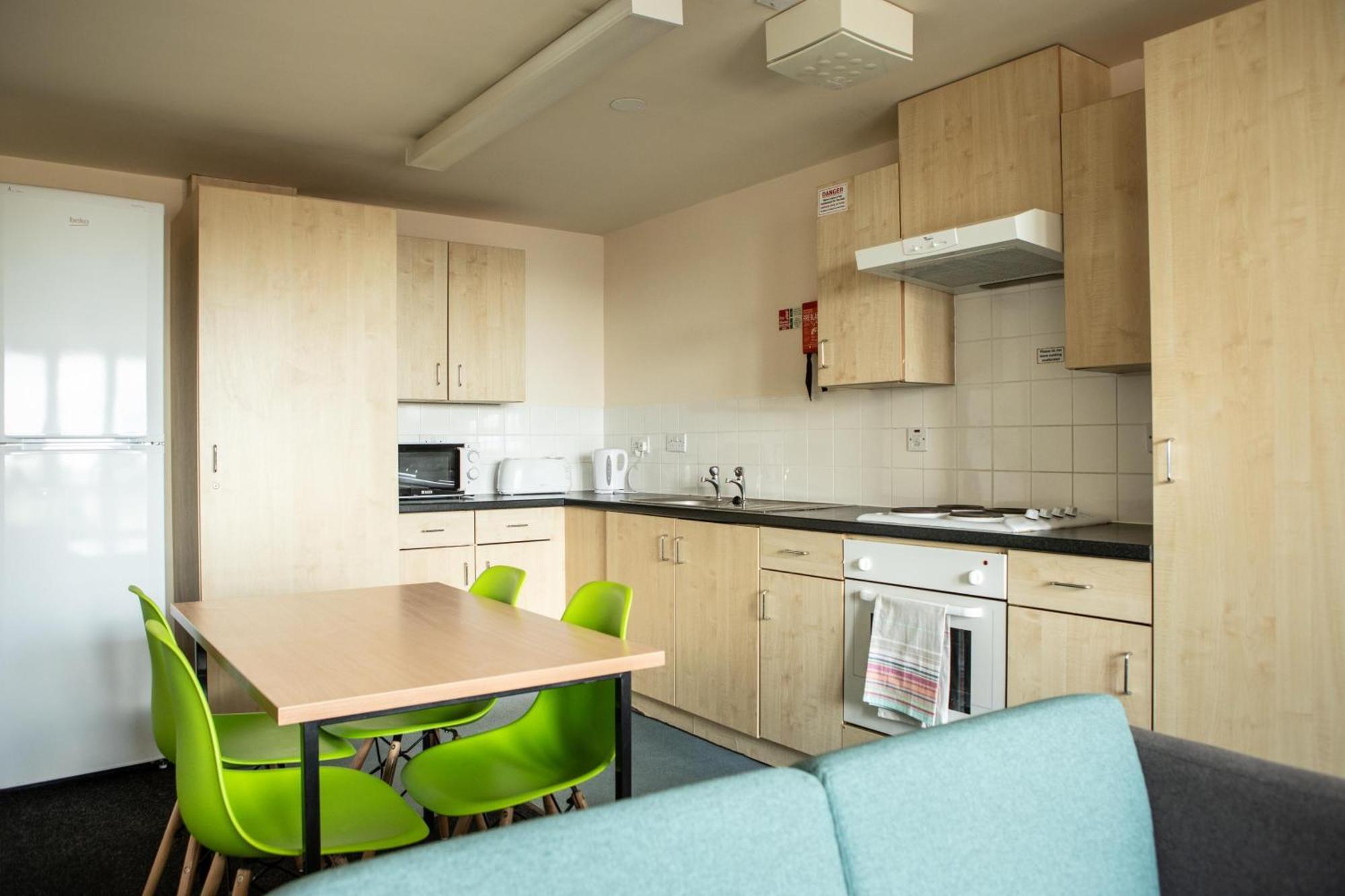 Rusholme Place Manchester Extérieur photo