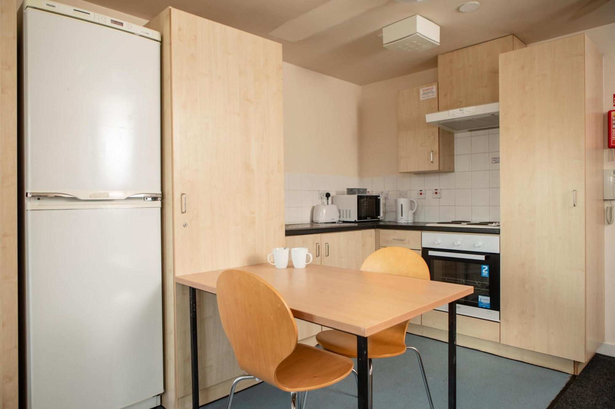 Rusholme Place Manchester Extérieur photo